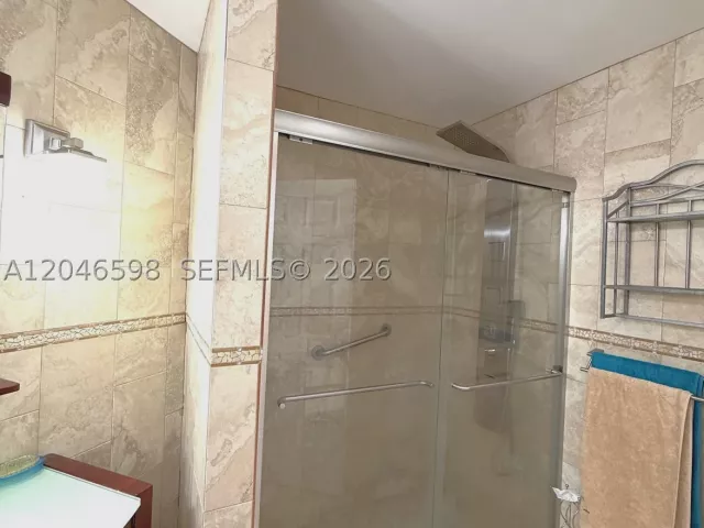 Продажа дома по адресу 14225 SW 55th St - фото 8877071