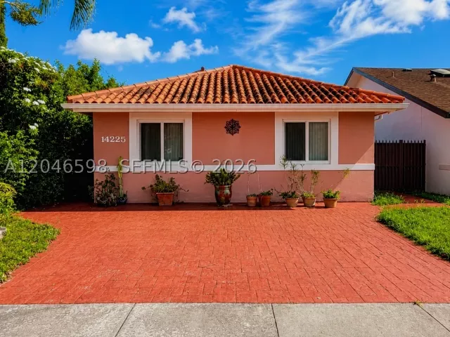 Продажа дома по адресу 14225 SW 55th St - фото 8877055