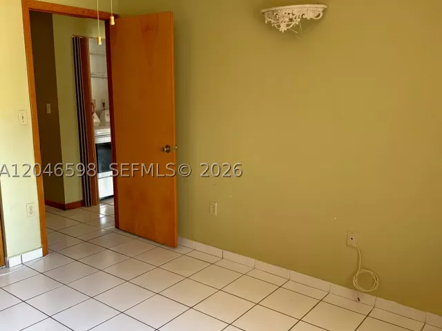 Продажа дома по адресу 14225 SW 55th St - фото 8877062