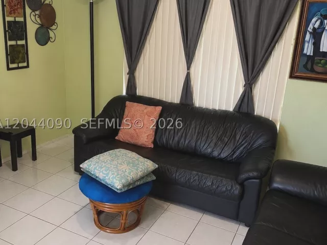 Продажа дома по адресу 11832 SW 185th Ter - фото 8871441