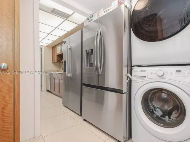 Продажа дома по адресу 8890 SW 133rd Pl A - фото 8877715