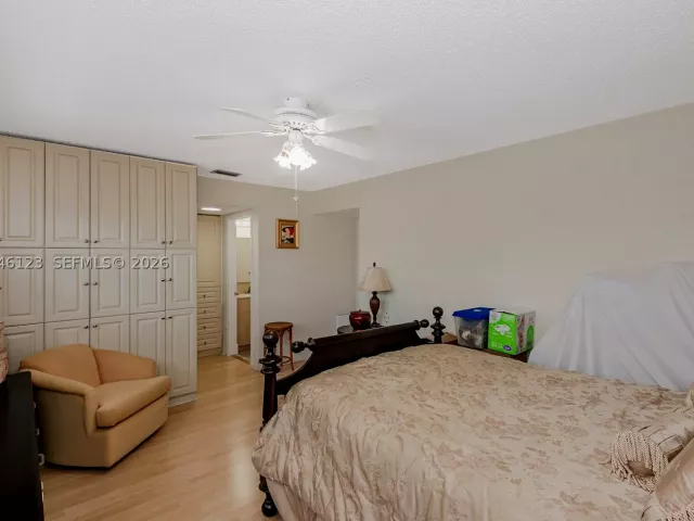 Продажа дома по адресу 8890 SW 133rd Pl A - фото 8877720
