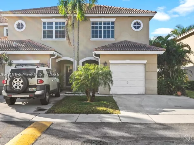Продажа дома по адресу 12170 SW 5th Ct - фото 8876414