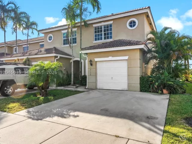 Продажа дома по адресу 12170 SW 5th Ct - фото 8876416