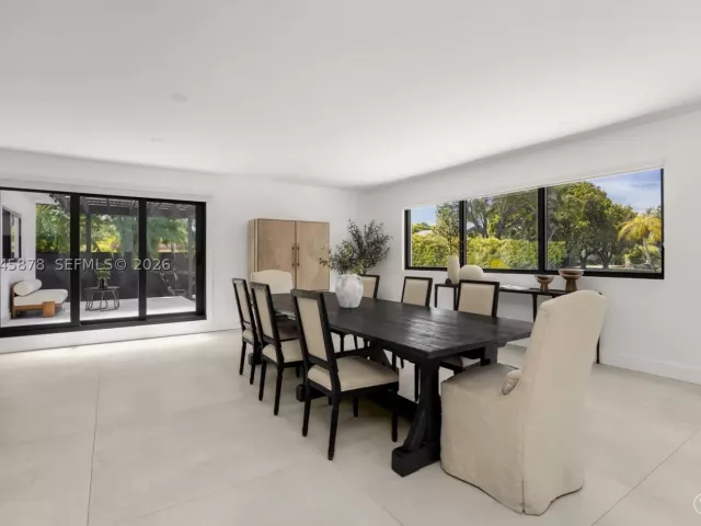 Продажа дома по адресу 8960 SW 118th St - фото 8947429