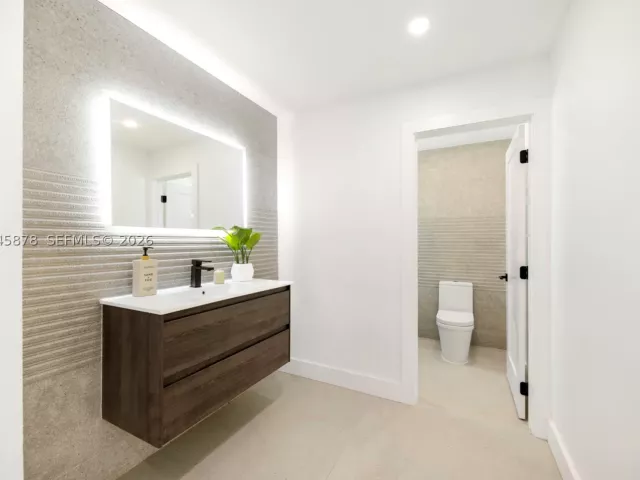 Продажа дома по адресу 8960 SW 118th St - фото 8947437