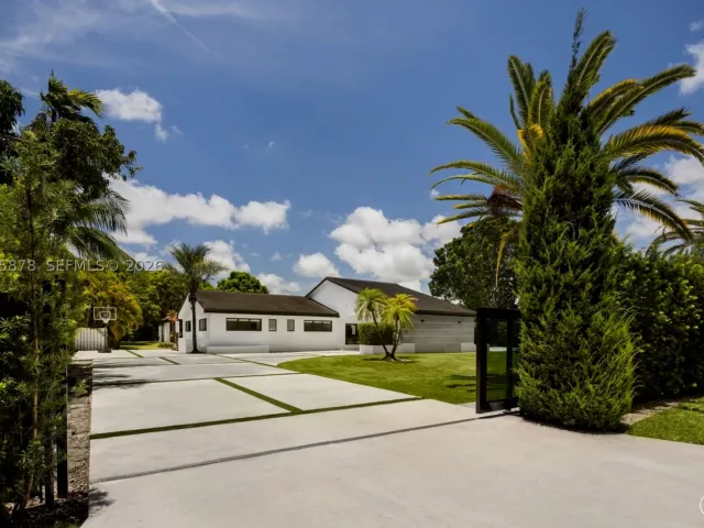 Продажа дома по адресу 8960 SW 118th St - фото 8947421