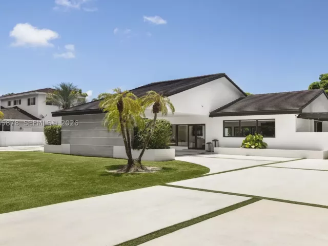 Продажа дома по адресу 8960 SW 118th St - фото 8947423