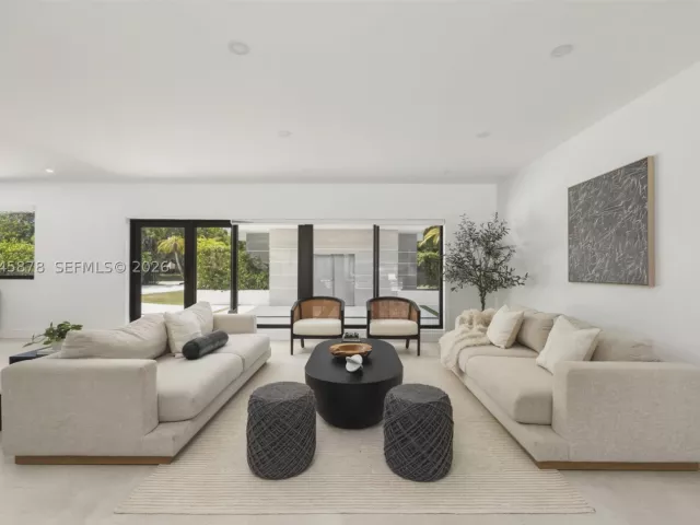 Продажа дома по адресу 8960 SW 118th St - фото 8947426