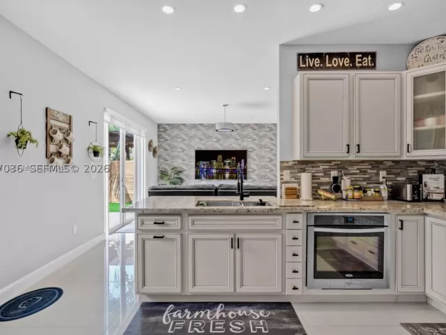 Продажа дома по адресу 15877 SW 61st Way - фото 8893128