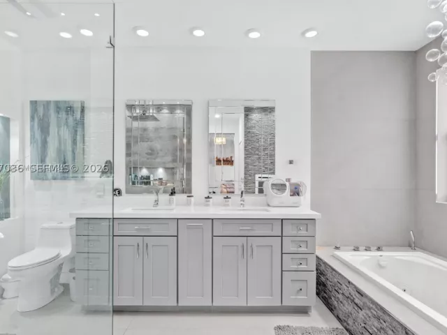 Продажа дома по адресу 15877 SW 61st Way - фото 8893134
