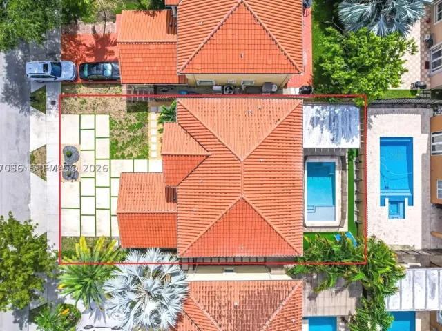 Продажа дома по адресу 15877 SW 61st Way - фото 8893119