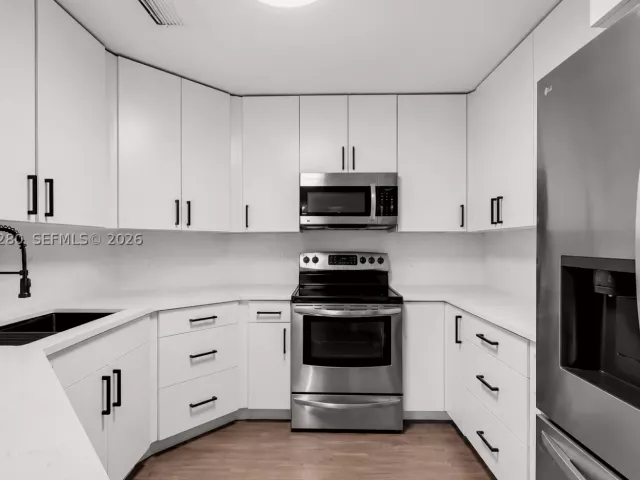 Продажа дома по адресу 12909 SW 64th Ln - фото 8929134