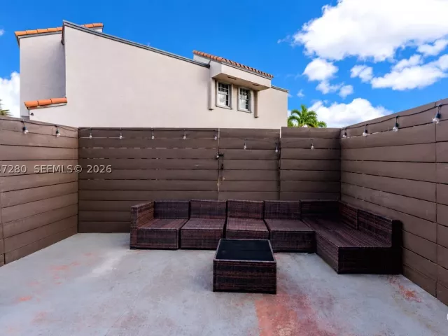 Продажа дома по адресу 12909 SW 64th Ln - фото 8929138