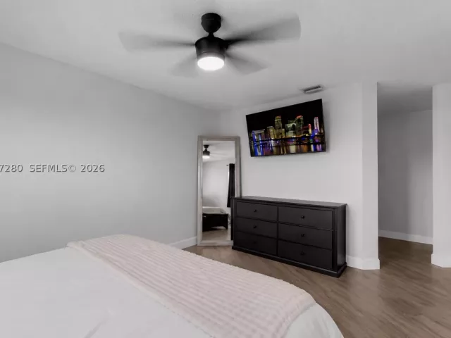 Продажа дома по адресу 12909 SW 64th Ln - фото 8929140