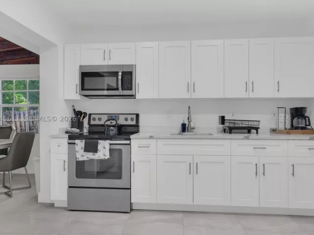 Продажа дома по адресу 2827 Adams St - фото 8888946