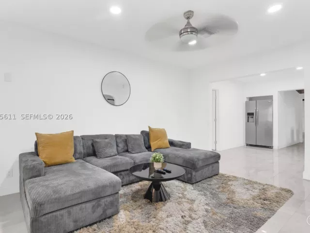 Продажа дома по адресу 2827 Adams St - фото 8888935
