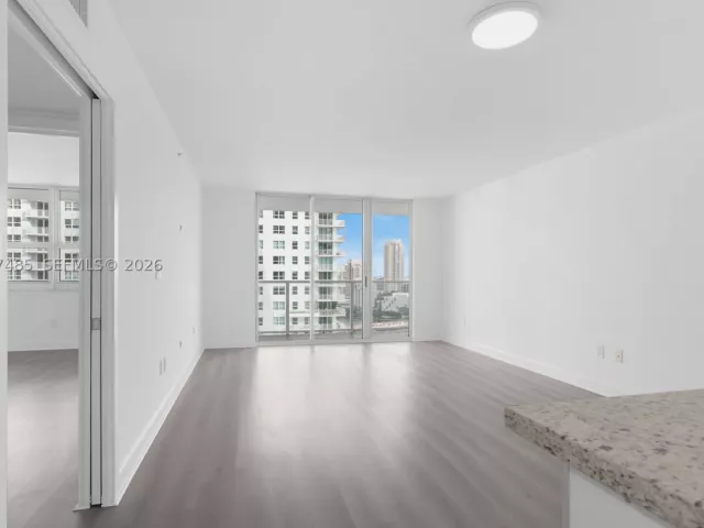 Продажа квартиры #2206 - фото 8923386