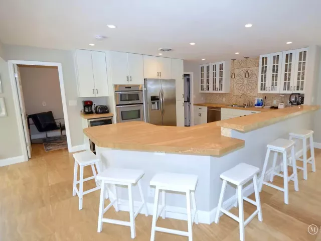 Продажа дома по адресу 2060 Coco Palm Place - фото 9353435