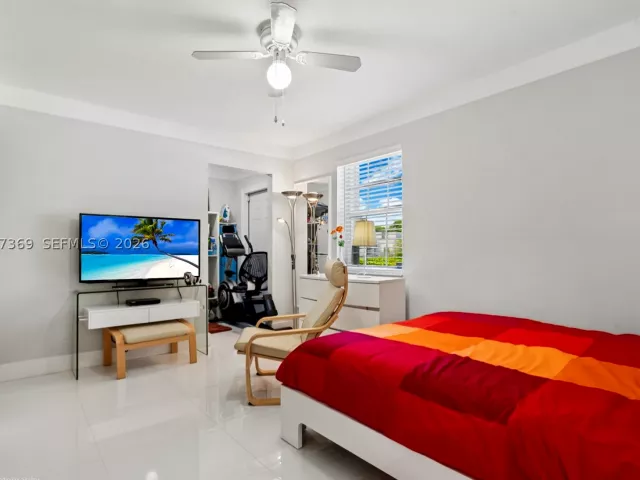 Продажа дома по адресу 3750 Percival Ave - фото 8889413