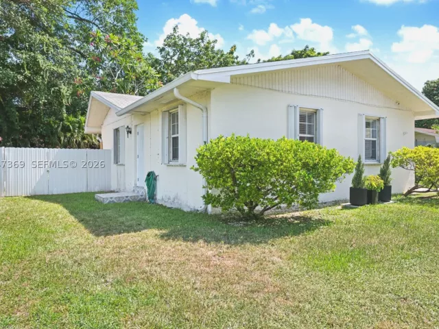 Продажа дома по адресу 3750 Percival Ave - фото 8889417
