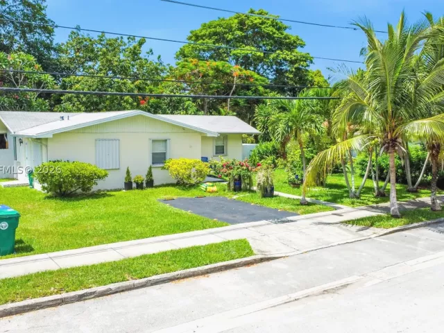 Продажа дома по адресу 3750 Percival Ave - фото 8889419