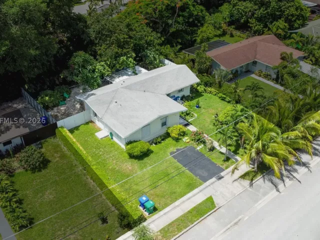 Продажа дома по адресу 3750 Percival Ave - фото 8889421