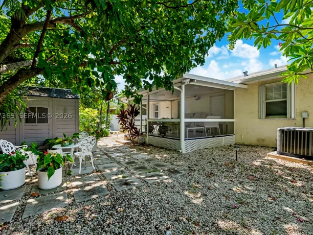 Продажа дома по адресу 3750 Percival Ave - фото 8889410