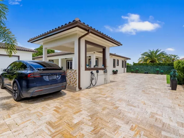 Продажа дома по адресу 3000 SW 103rd Ave - фото 8873557