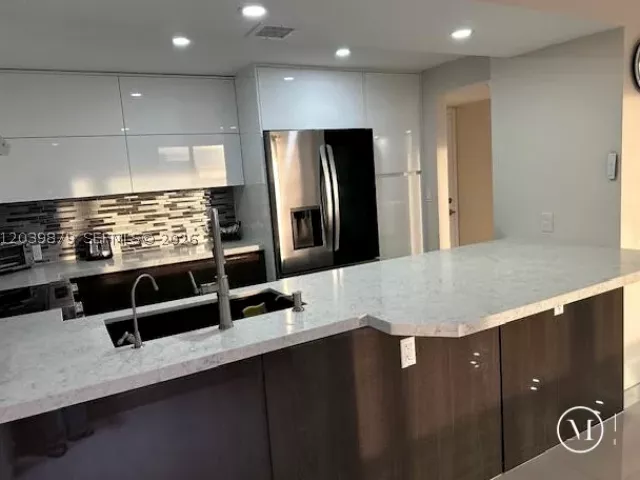 Квартира в аренду номер904 - фото 8874021