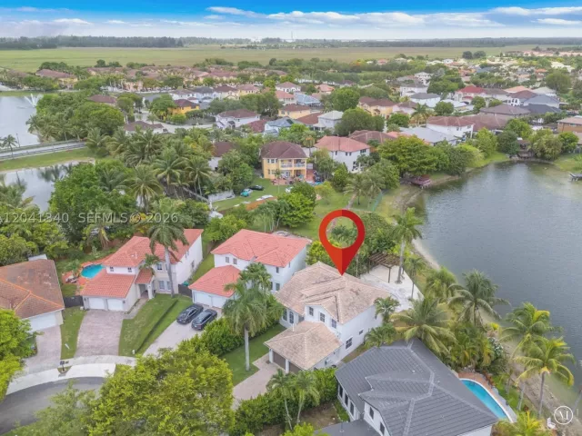 Продажа дома по адресу 16335 SW 81 St - фото 8873784