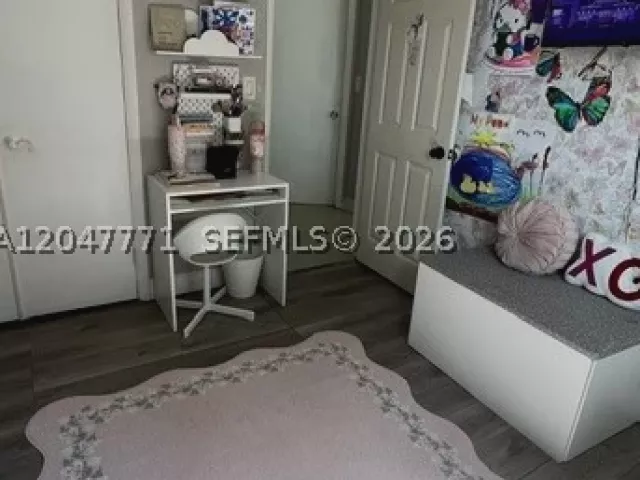 Продажа дома по адресу 3000 N 72nd Way - фото 8873825