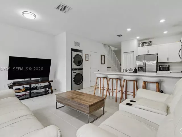 Продажа дома по адресу 18102 SW 148th Rd - фото 9232463