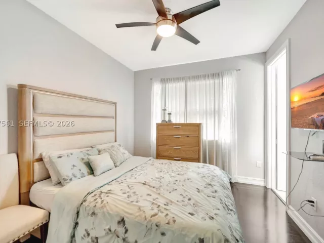 Продажа дома по адресу 11355 SW 14th St - фото 8876299