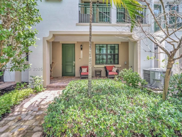 Продажа дома по адресу 11355 SW 14th St - фото 8876284