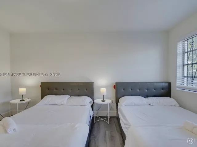 Продажа дома по адресу 1141 NW 75th St - фото 8874041