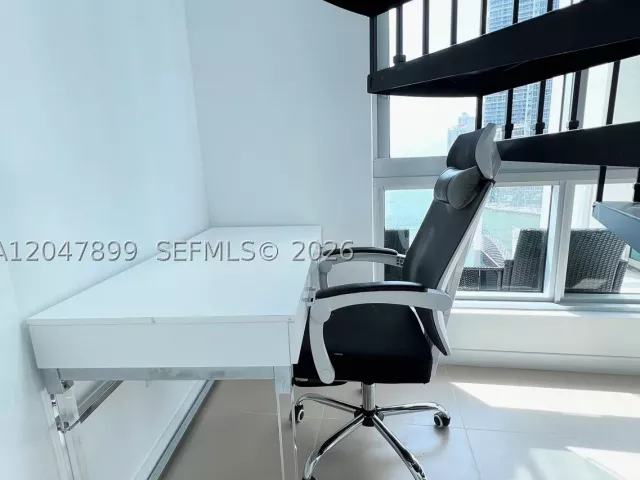 Продажа квартиры #L-814 - фото 8874172