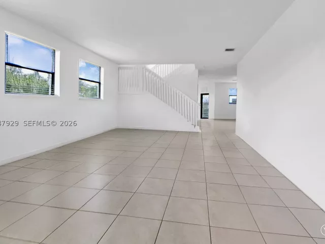 Продажа дома по адресу 12900 SW 229th St - фото 8874250