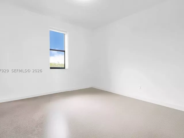 Продажа дома по адресу 12900 SW 229th St - фото 8874256