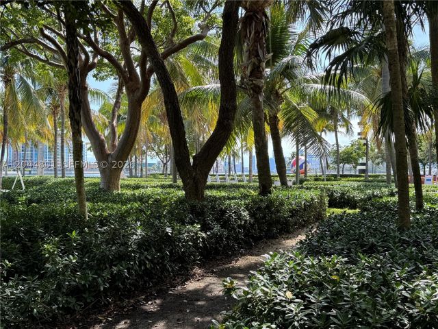Продажа дома по адресу 204 Washington Ave 13 - фото 9321722
