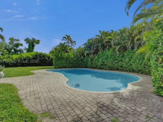 Продажа дома по адресу 22421 SW 184th Ave - фото 9218783