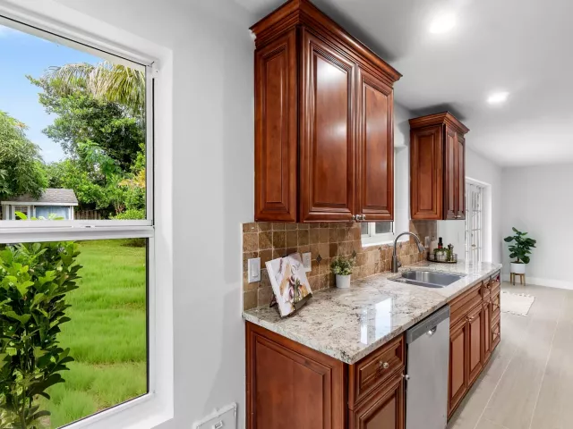 Продажа дома по адресу 5119 Oak Hill Road - фото 8908428