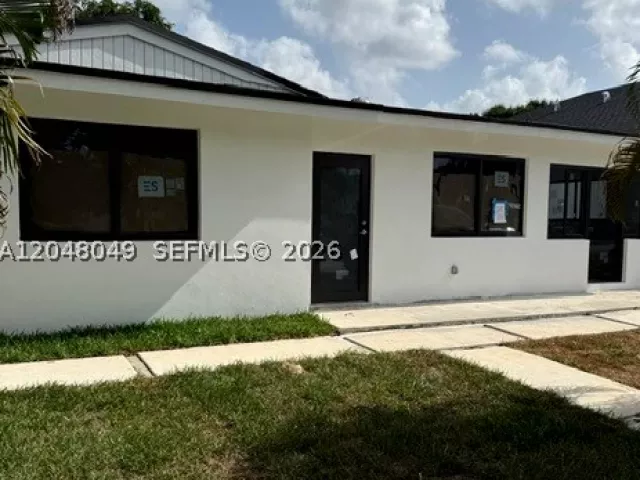 Продажа дома по адресу 2530 NW 14th Ct - фото 8920902