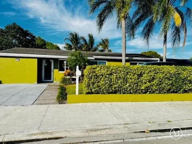 Продажа дома по адресу 7161 Sheridan Street - фото 8874584