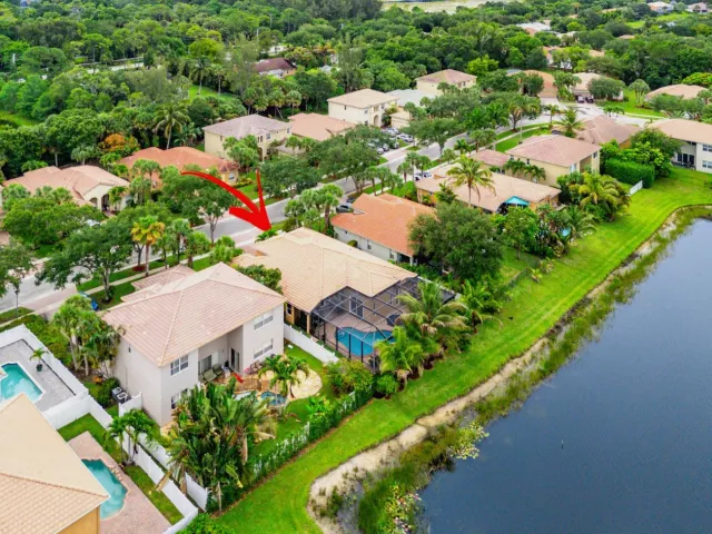 Продажа дома по адресу 1853 Palisades Drive - фото 8942940