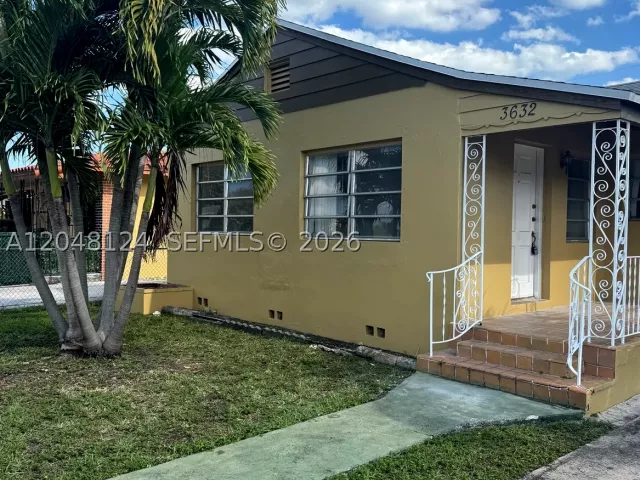 Продажа дома по адресу 3632 SW 25th St - фото 8877586