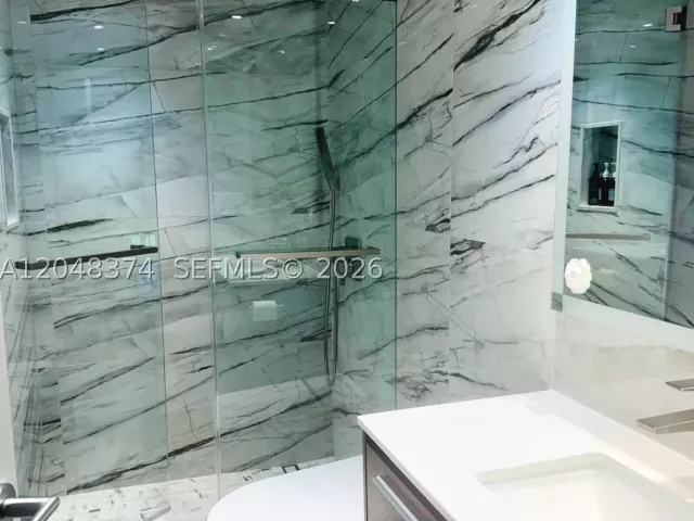 Квартира в аренду номер333 - фото 8876236