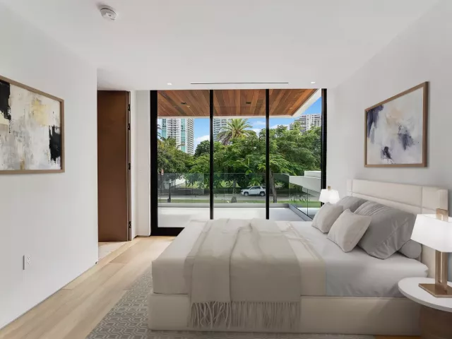 Продажа дома по адресу 2130 S Miami Avenue - фото 8901454