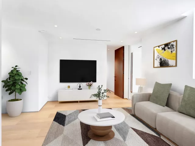 Продажа дома по адресу 2130 S Miami Avenue - фото 8901459