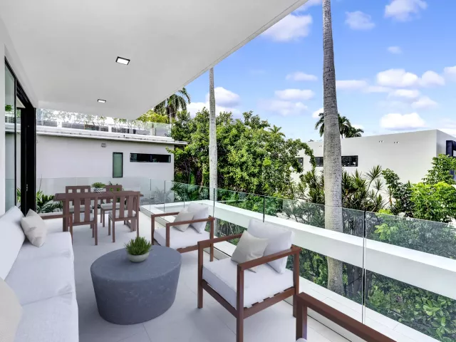 Продажа дома по адресу 2130 S Miami Avenue - фото 8901463